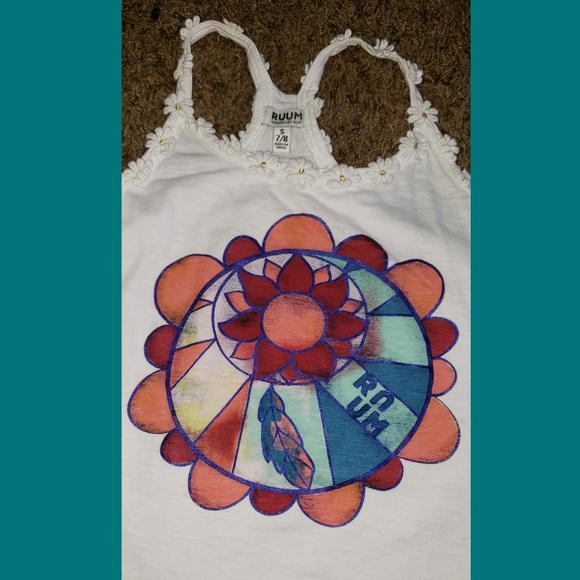 Girl's Ruum Tank Top - Picture 2 of 3